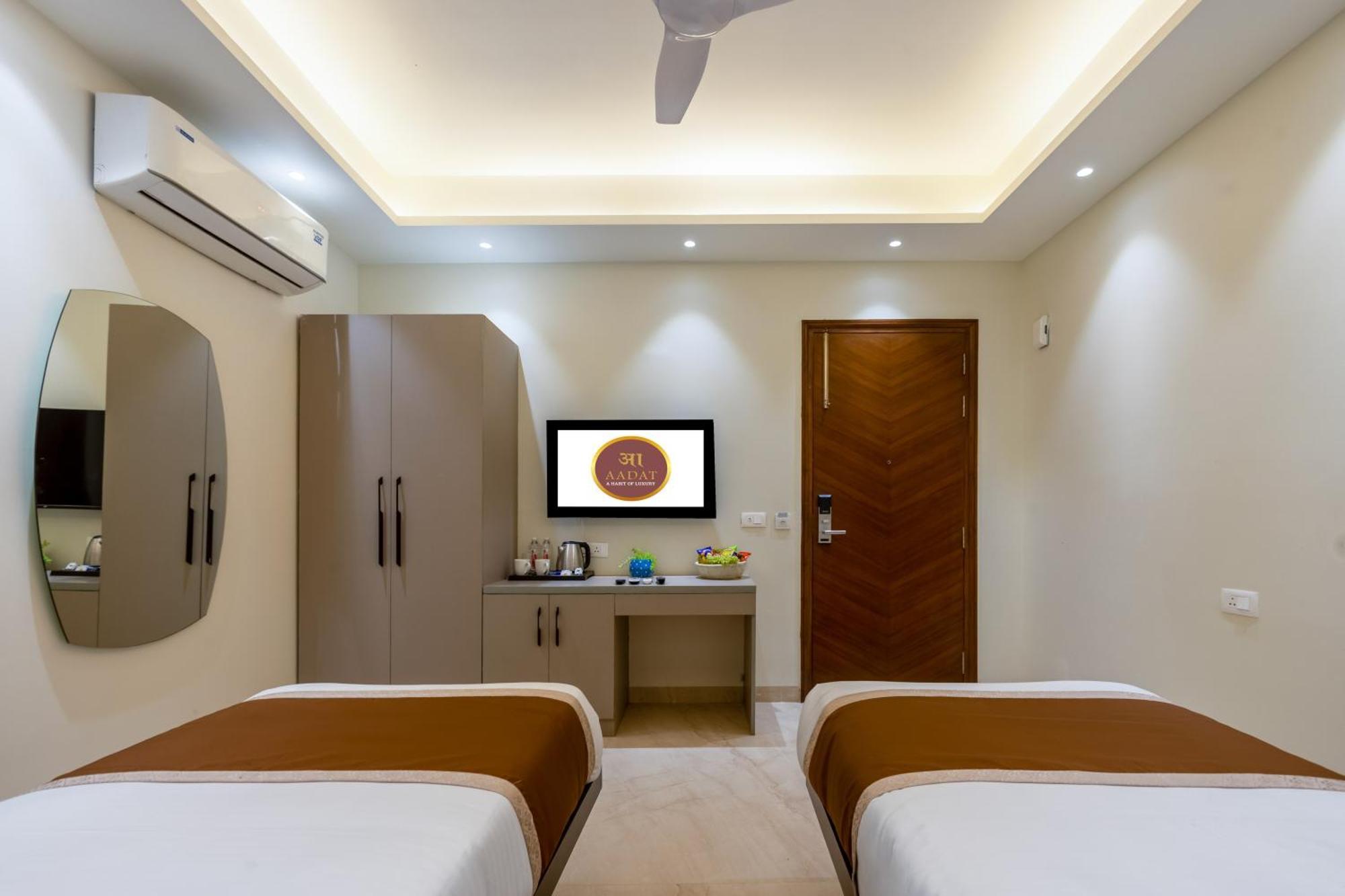 Hotel Ginger Palace Delhi Airport Neu-Delhi Exterior foto