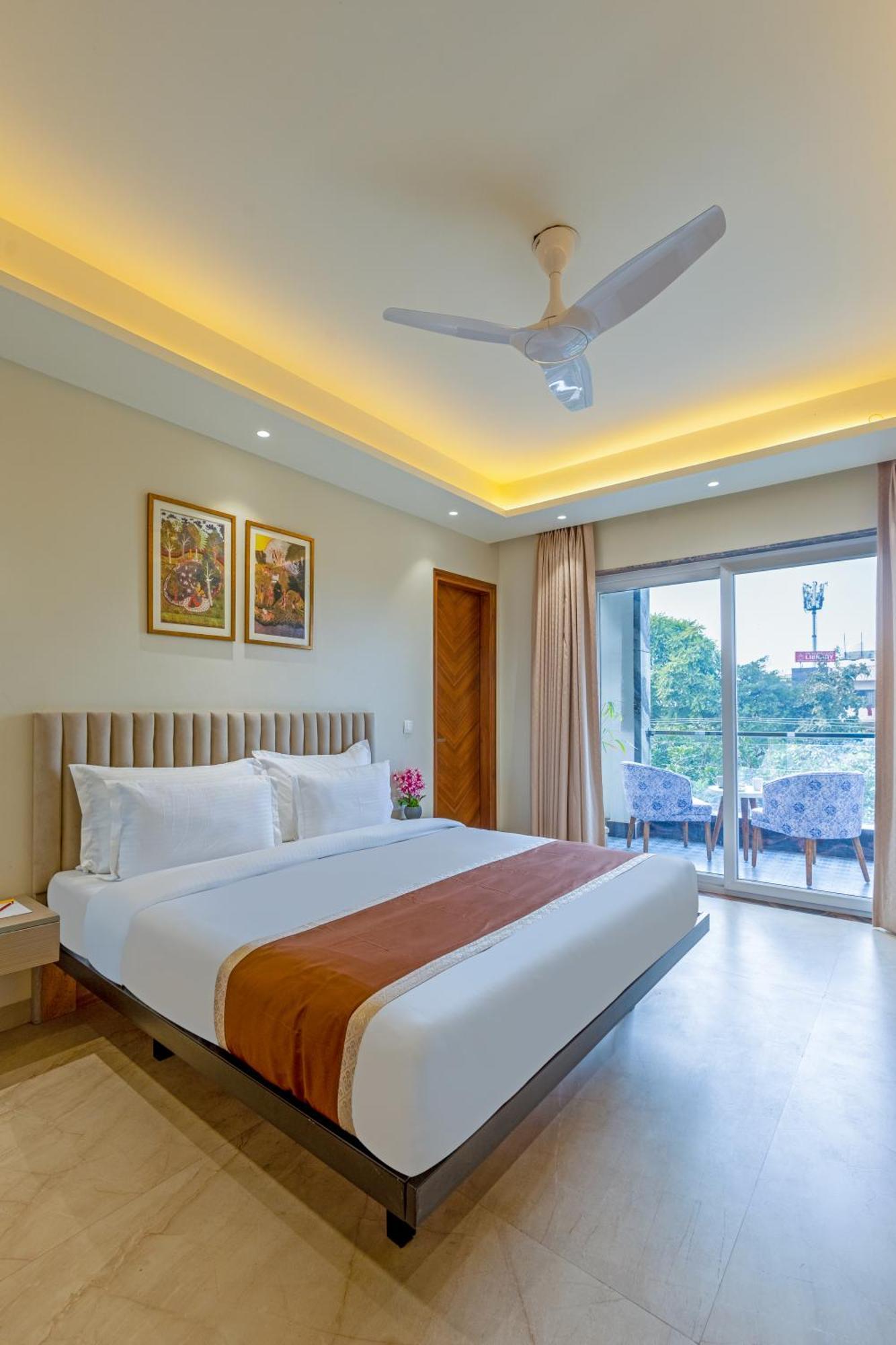 Hotel Ginger Palace Delhi Airport Neu-Delhi Exterior foto