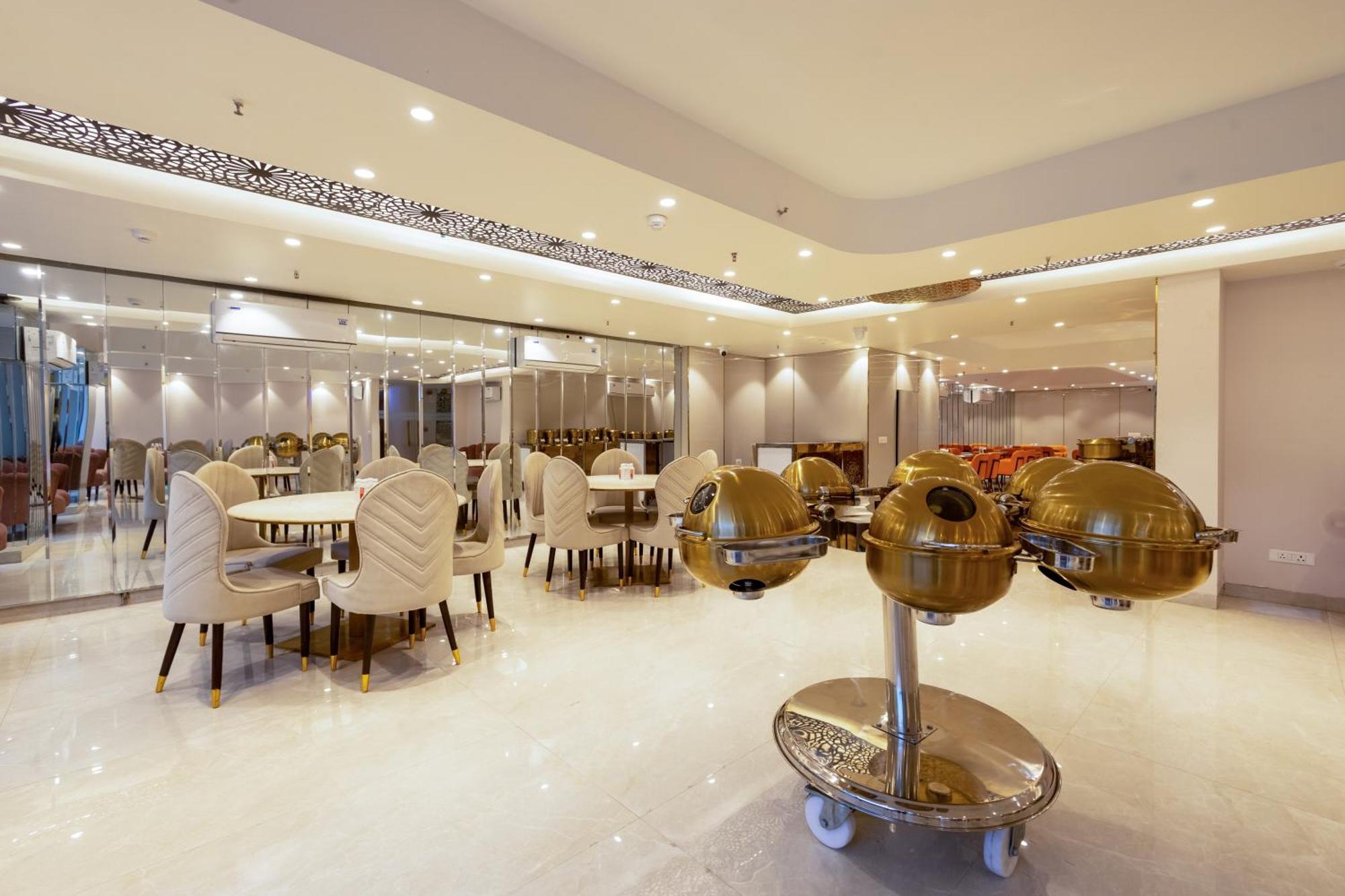 Hotel Ginger Palace Delhi Airport Neu-Delhi Exterior foto
