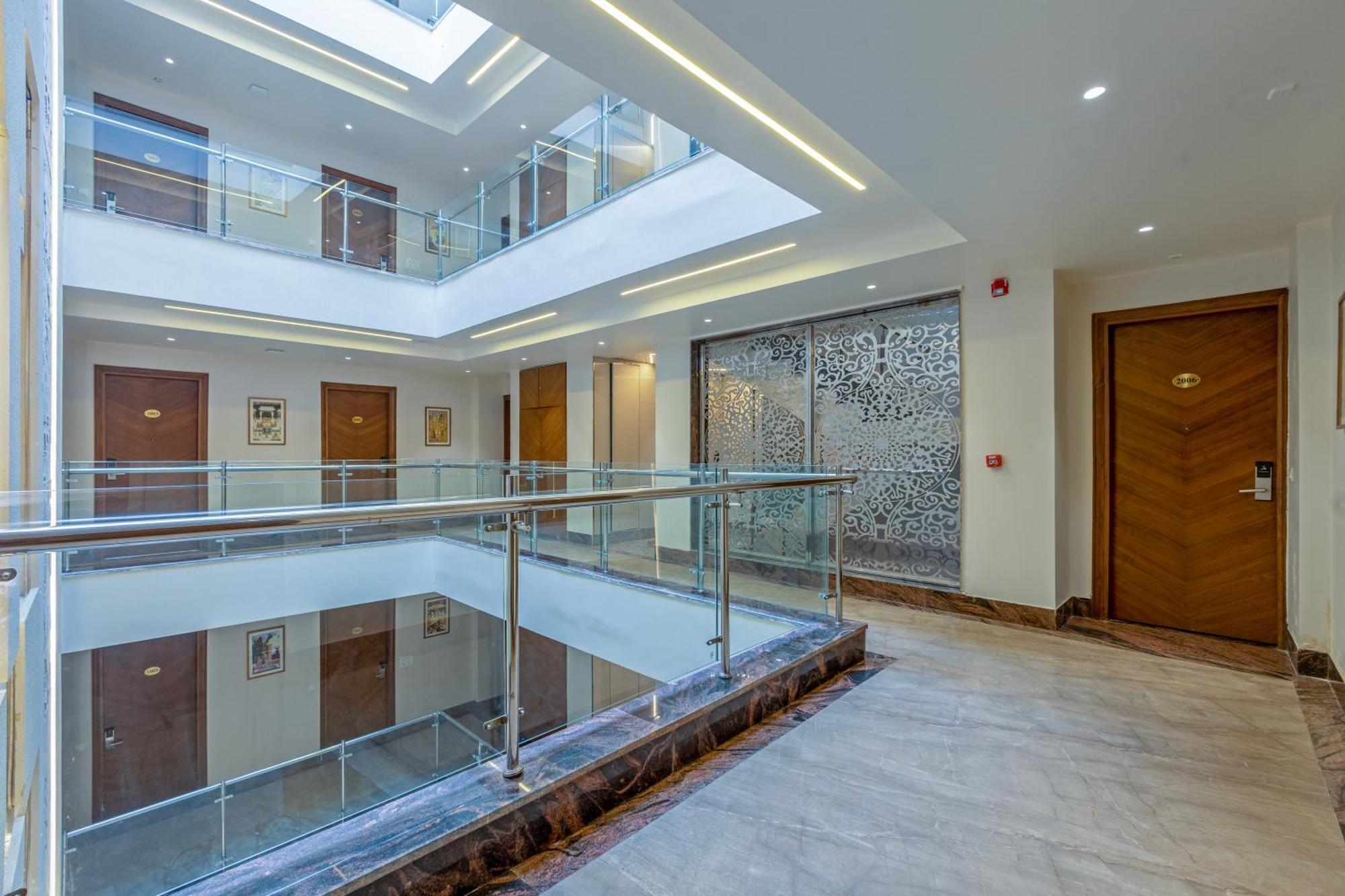 Hotel Ginger Palace Delhi Airport Neu-Delhi Exterior foto